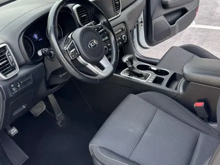 Kia Sportage 2021 года за 9 900 000 тг. в Караганда – фото 16