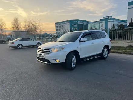 Toyota Highlander 2012 года за 13 000 000 тг. в Тараз