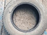 Зимнии шины 205/65 R16 за 100 000 тг. в Семей – фото 2