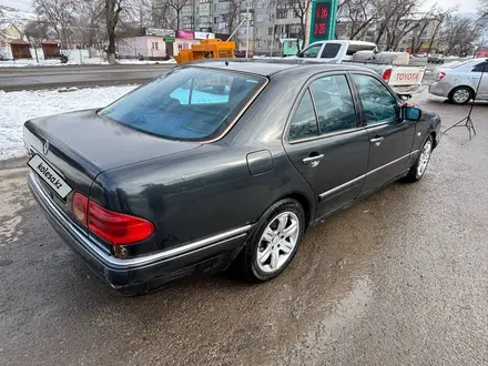 Mercedes-Benz E 280 1996 года за 2 500 000 тг. в Алматы – фото 4