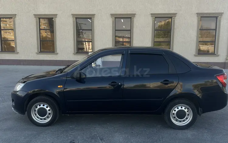 ВАЗ (Lada) Granta 2190 2013 годаүшін2 320 000 тг. в Уральск