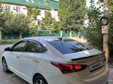 Hyundai Accent 2019 годаfor7 800 000 тг. в Актобе – фото 2