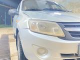 ВАЗ (Lada) Granta 2190 2013 годаүшін1 800 000 тг. в Уральск – фото 2