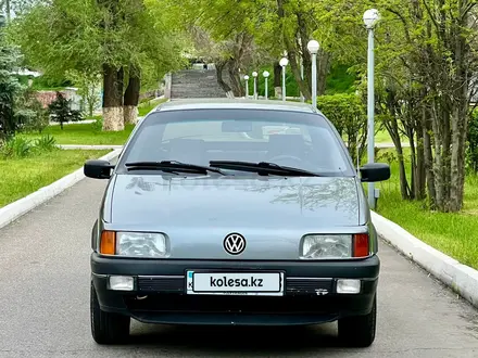 Volkswagen Passat 1991 года за 1 550 000 тг. в Тараз – фото 3