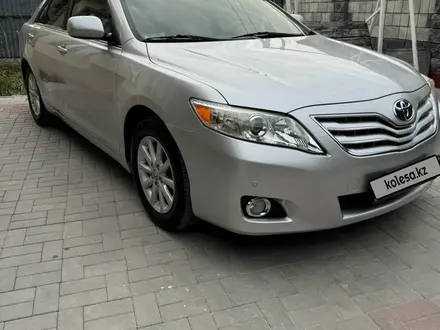 Toyota Camry 2010 года за 8 950 000 тг. в Алматы – фото 3