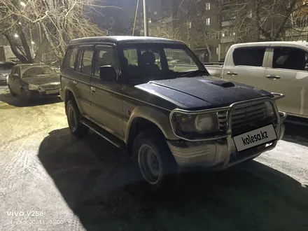 Mitsubishi Pajero 1993 года за 1 750 000 тг. в Усть-Каменогорск – фото 2