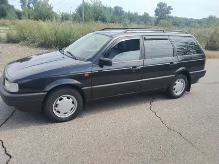 Volkswagen Passat 1992 года за 1 770 000 тг. в Усть-Каменогорск – фото 3