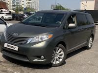 Toyota Sienna 2014 года за 12 500 000 тг. в Алматы