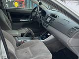 Toyota Camry 2001 года за 4 400 000 тг. в Усть-Каменогорск – фото 4