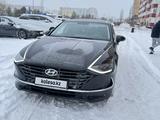 Hyundai Sonata 2022 годаfor12 000 000 тг. в Уральск