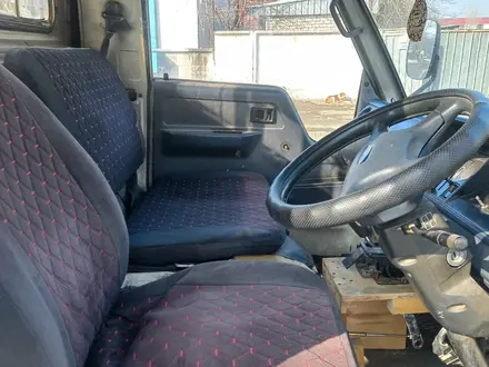 Toyota Hiace 1995 года за 2 500 000 тг. в Алматы – фото 6