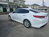 Kia Optima 2016 года за 3 600 000 тг. в Актобе – фото 2