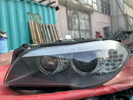 Ф10 фара адаптивные фары оригинал фар в идеальном состоянии за 350 000 тг. в Алматы – фото 5