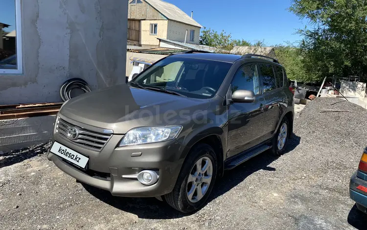 Toyota RAV4 2010 годаүшін8 000 000 тг. в Астана