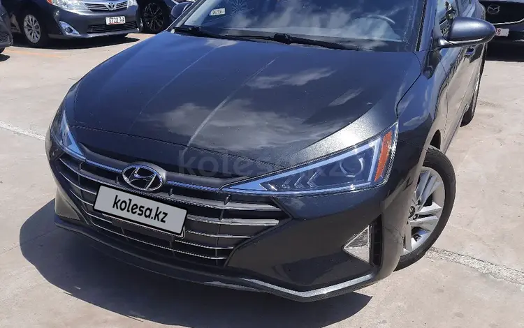 Hyundai Elantra 2019 года за 6 000 000 тг. в Актобе