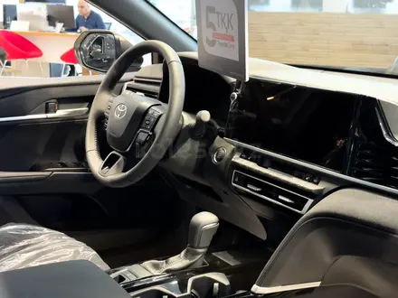 Toyota Camry Prestige 2025 года за 22 690 000 тг. в Астана – фото 6