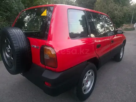 Toyota RAV4 1995 года за 2 900 000 тг. в Алматы – фото 4