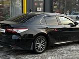 Toyota Camry 2022 годаүшін15 900 000 тг. в Алматы – фото 3