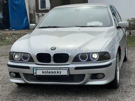 BMW 528 2000 года за 2 750 000 тг. в Алматы – фото 2