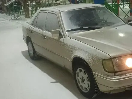 Mercedes-Benz E 250 1992 года за 1 500 000 тг. в Жезказган – фото 5