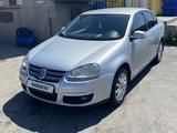 Volkswagen Jetta 2006 года за 4 500 000 тг. в Шымкент