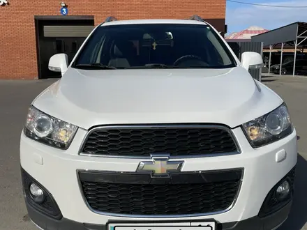 Chevrolet Captiva 2014 года за 7 350 000 тг. в Усть-Каменогорск