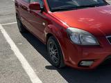 Kia Rio 2009 годаfor3 300 000 тг. в Атырау – фото 2