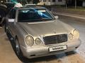 Mercedes-Benz E 320 1998 годаүшін3 000 000 тг. в Астана – фото 2