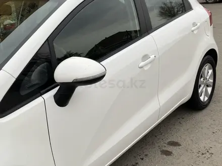 Kia Rio 2014 года за 5 200 000 тг. в Семей – фото 4