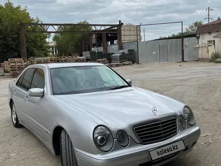 Mercedes-Benz E 240 2000 года за 3 900 000 тг. в Кызылорда – фото 8