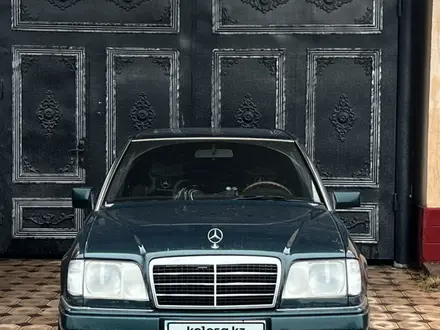 Mercedes-Benz E 220 1994 года за 2 800 000 тг. в Шымкент – фото 9