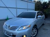 Toyota Camry 2010 годаүшін9 000 000 тг. в Шымкент – фото 2