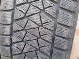 Bridgestone BLIZZAK DM-V2 1шт за 50 000 тг. в Алматы