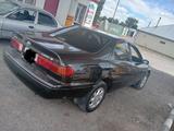 Toyota Camry 2001 года за 2 500 000 тг. в Урджар – фото 3