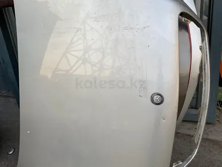 Капот на Mercedes-Benz ML320 W163 за 50 000 тг. в Алматы
