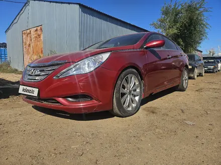 Hyundai Sonata 2011 года за 4 300 000 тг. в Астана – фото 2