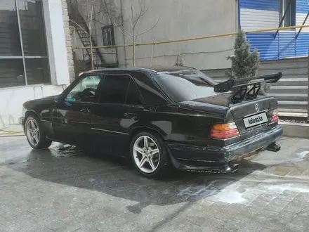Mercedes-Benz E 300 1992 года за 1 100 000 тг. в Алматы – фото 11