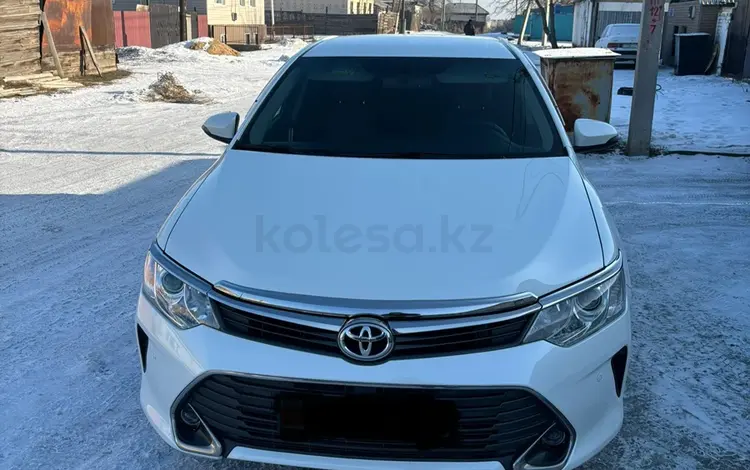 Toyota Camry 2015 года за 10 200 000 тг. в Семей