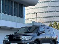 Toyota Land Cruiser 2014 годаfor19 500 000 тг. в Астана