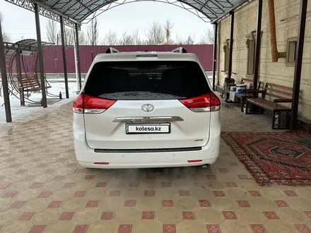 Toyota Sienna 2014 года за 14 200 000 тг. в Кызылорда – фото 3