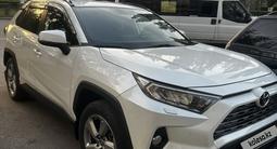 Toyota RAV4 2020 года за 18 500 000 тг. в Павлодар – фото 2