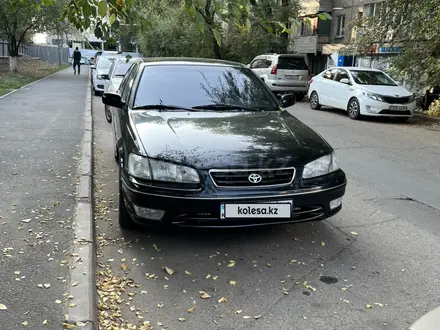 Toyota Camry 2000 года за 4 300 000 тг. в Алматы – фото 3