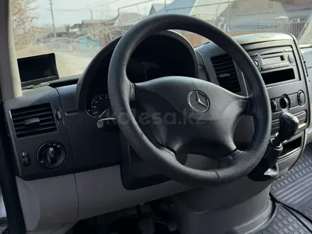 Mercedes-Benz Sprinter 2009 года за 13 700 000 тг. в Алматы – фото 22