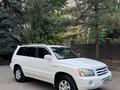 Toyota Highlander 2003 года за 6 500 000 тг. в Алматы – фото 2