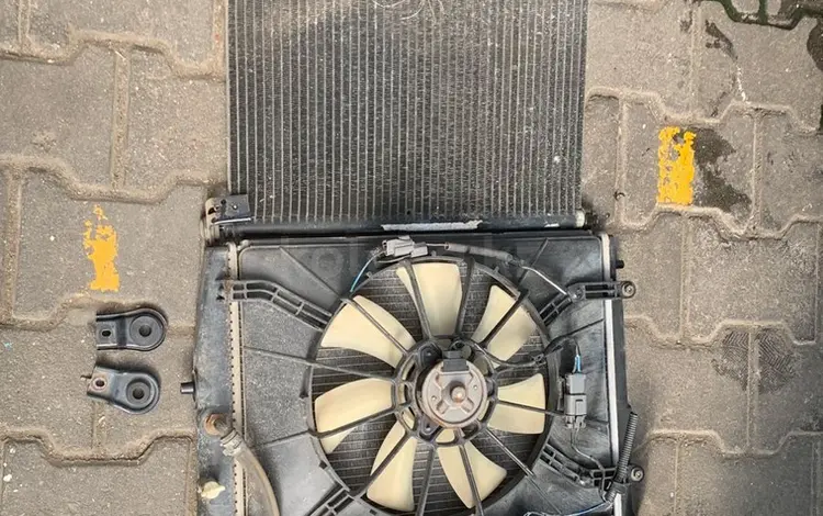 Радиатор кондёр дефузор вентилятор за 1 000 тг. в Алматы
