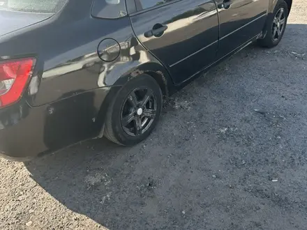 ВАЗ (Lada) Granta 2190 2015 года за 1 500 000 тг. в Павлодар – фото 8