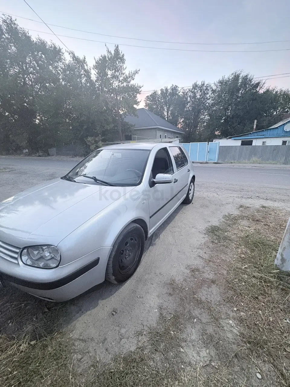 Volkswagen Golf, 2003
