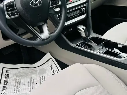 Hyundai Sonata 2018 года за 6 500 000 тг. в Уральск