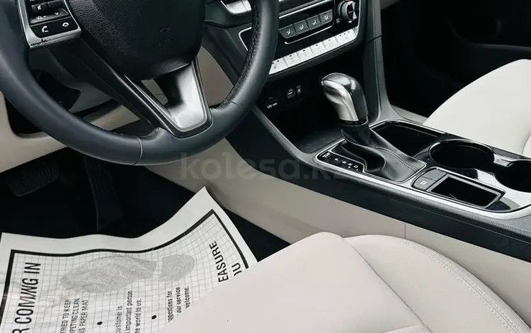 Hyundai Sonata 2018 года за 6 500 000 тг. в Уральск