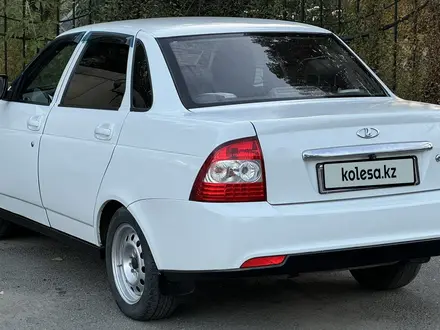 ВАЗ (Lada) Priora 2170 2013 года за 1 850 000 тг. в Семей – фото 5